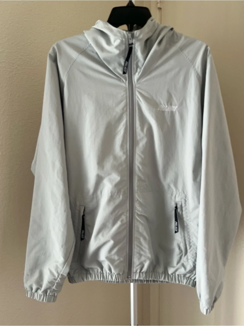 Palace Quick Dry Soft Shell Hooded Windbreaker Jacket Light Grey Size M